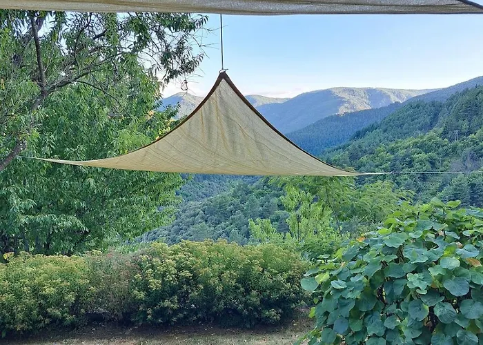 Ecolieu La Bernarde - Nature Feriehus Dompnac